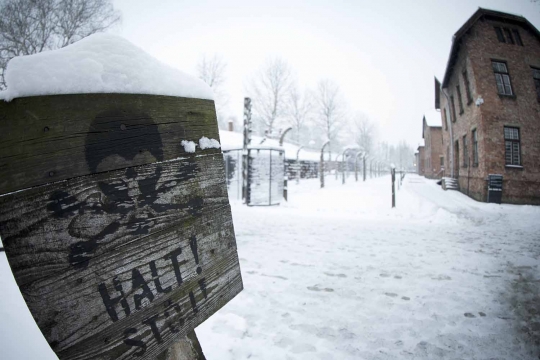 Menelusuri bagian dalam kamp eksekusi mati milik Nazi di Auschwitz