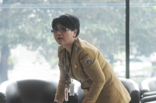 Lurah cantik Gondangdia sambangi KPK