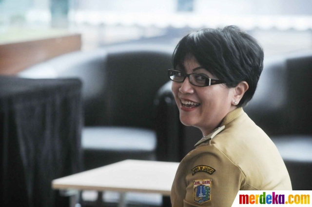 Foto : Lurah cantik Gondangdia sambangi KPK merdeka.com