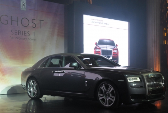 Mobil super mewah Rolls-Royce Ghost Series II mengaspal di Indonesia
