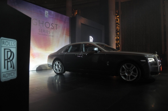 Mobil super mewah Rolls-Royce Ghost Series II mengaspal di Indonesia