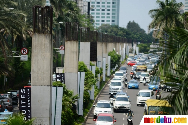 Foto Rusak Pemandangan Ibu Kota Tiang Monorail Segera