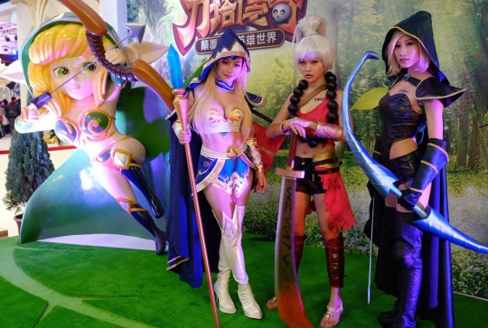 Yang cantik dan seksi di Taipei Game Show 2015