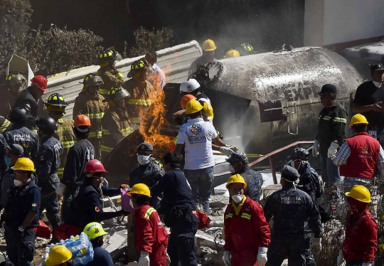 Ledakan truk gas hancurkan rumah sakit di Meksiko, 7 tewas