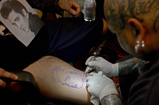 Wajah sangar para pecinta tato di Venezuela Expo Tattoo