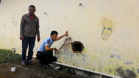 Kabur dari lapas, napi di Aceh jebol dinding & panjat tembok berduri