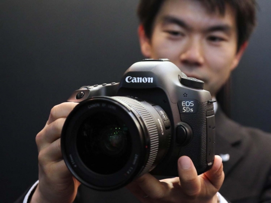 Ini wujud kamera terbaru Canon EOS 5DS dan 5DS R