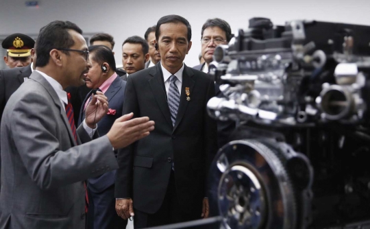 Ambisi produksi mobil nasional, Jokowi kunjungi pabrik Proton