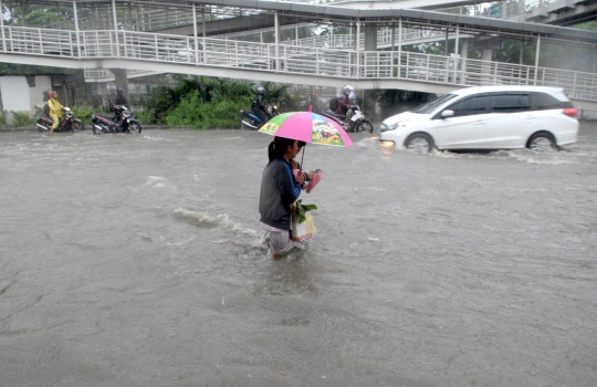 Beginilah kondisi banjir setinggi 60 cm di Pendongkelan