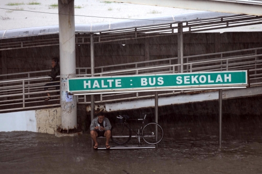 Beginilah kondisi banjir setinggi 60 cm di Pendongkelan
