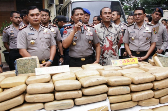 Polres Jakbar gagalkan peredaran 2 ton ganja lintas Sumatera-Jakarta