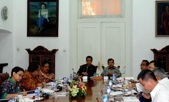 Jokowi pimpin rapat bahas potensi wisata Indonesia di Istana Bogor