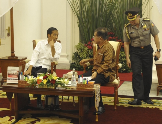 Jokowi-JK pimpin sidang kabinet paripurna di Istana Bogor