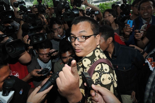 Denny Indrayana minta Jokowi tak lantik Budi Gunawan