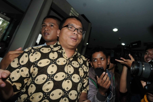 Denny Indrayana minta Jokowi tak lantik Budi Gunawan