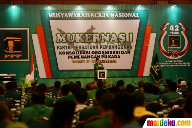 Foto : Menko Polhukam pukul bedug buka Mukernas I PPP 