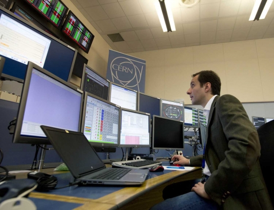 Mengintip isi CERN, laboratorium riset nuklir terbesar sejagat