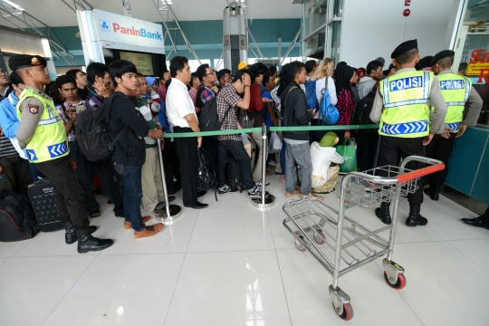 Ini antrean ribuan penumpang Lion Air minta pengembalian uang tiket