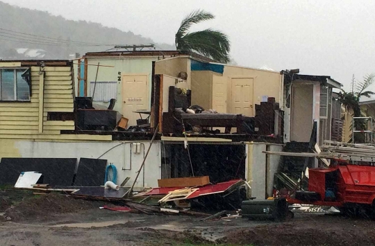 Porak-poranda wilayah Australia akibat diterjang Badai Siklon Marcia