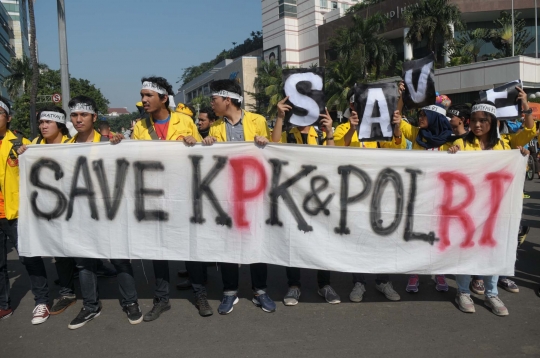 Orasi berapi-api Bambang Widjojanto pimpin aksi save KPK & Polri