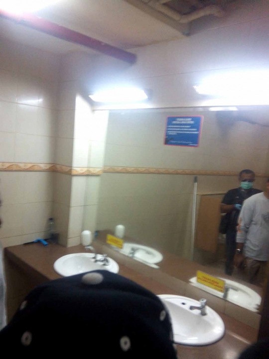 Ini toilet lokasi ditemukannya kardus berisi peledak di ITC Depok