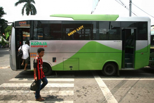 April 2015, Kopaja dan APTB terintegrasi penuh dengan Transjakarta