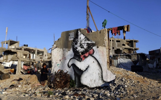 Grafiti terbaru karya Banksy hiasi reruntuhan bangunan di Gaza