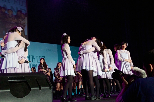 Serunya JKT48 Angin Sedang Berhembus Handshake event