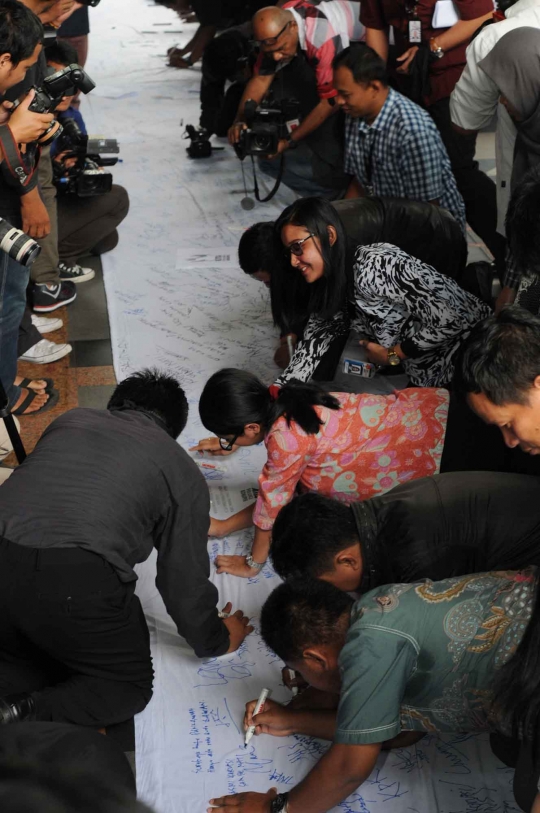 Didemo pegawainya, Ruki ikut teken petisi tolak pelimpahan kasus BG