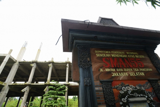 Pembangunan SMAN 55 dua tahun mangkrak akibat anggaran DKI terputus