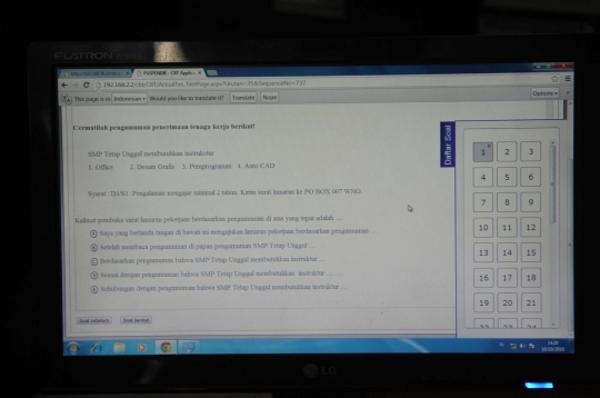 Siswa SMKN 1 Jakarta uji coba kerjakan soal UN online