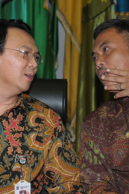 Akrabnya Ahok dan ketua DPRD DKI saat hadiri mediasi di Kemendagri