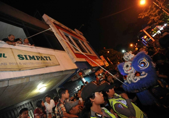 Naga dan barongsai semarakkan perayaan Cap Go Meh di Bogor