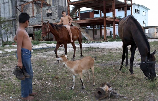 Potret kehidupan penduduk di desa miskin Kuba