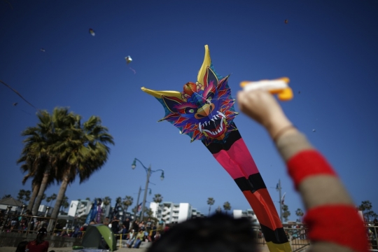 Uniknya festival layang-layang di California