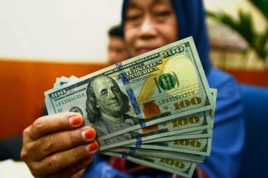 Nilai tukar dolar AS terhadap rupiah melemah 0,49 persen