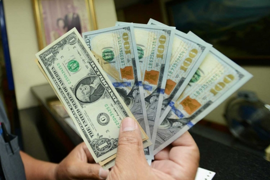 Nilai tukar dolar AS terhadap rupiah melemah 0,49 persen