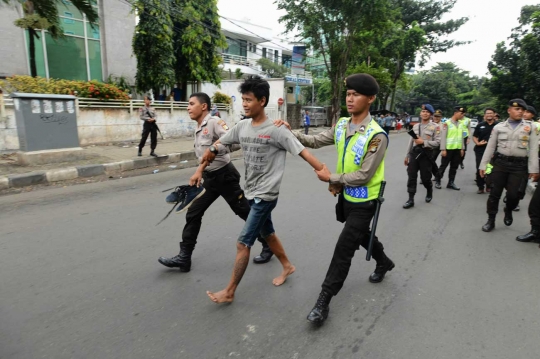 Belasan preman terjaring saat razia di Terminal Blok M