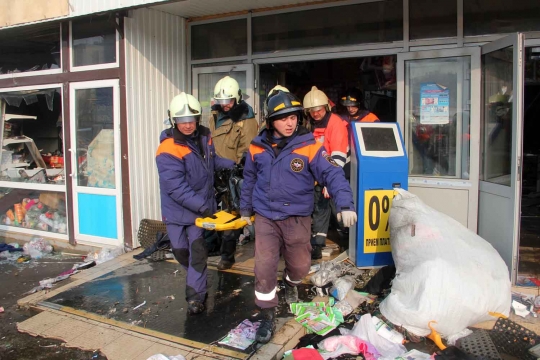 Pusat perbelanjaan di Rusia kebakaran, 5 orang tewas & 25 tertimbun