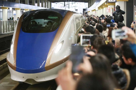 Jepang luncurkan kereta peluru berkecepatan 260 km per jam