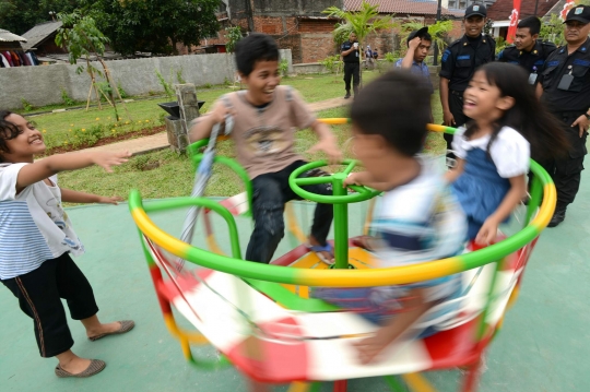 Potret keceriaan anak-anak bermain di Taman Pintar Pulogadung