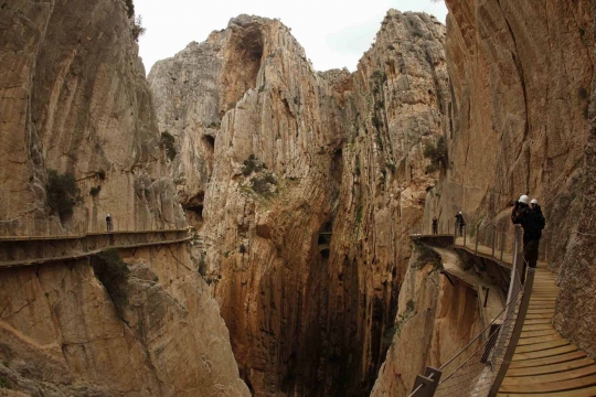 Menelusuri Caminito del Rey, jalur tebing paling menakutkan di dunia