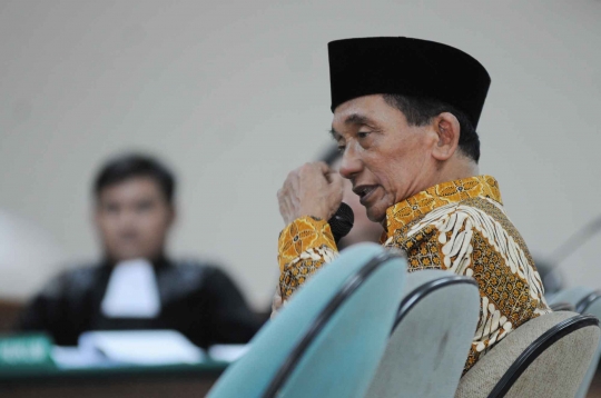 Fuad Amin bersaksi di sidang suap Bangkalan
