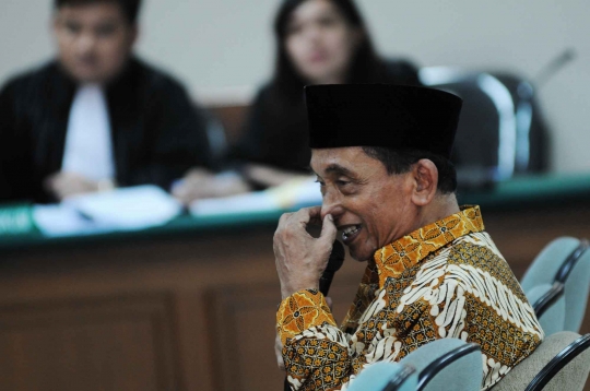 Fuad Amin bersaksi di sidang suap Bangkalan