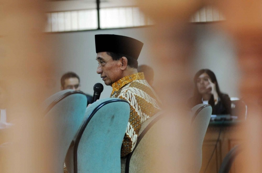 Fuad Amin bersaksi di sidang suap Bangkalan