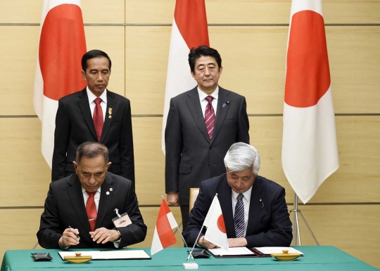 Jokowi dan Shinzo Abe sepakat perkuat pertahanan Indonesia-Jepang