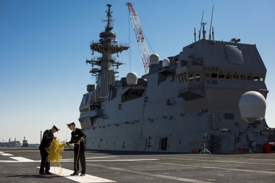 Megahnya Izumo, kapal perang terbesar Jepang penjaga wilayah Tokyo