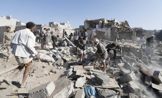 Jet tempur Saudi serang pemukiman dekat bandara Yaman, 13 tewas