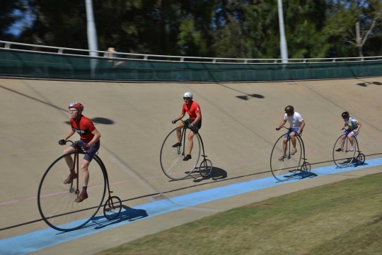 Uniknya lomba balap sepeda klasik di Australia