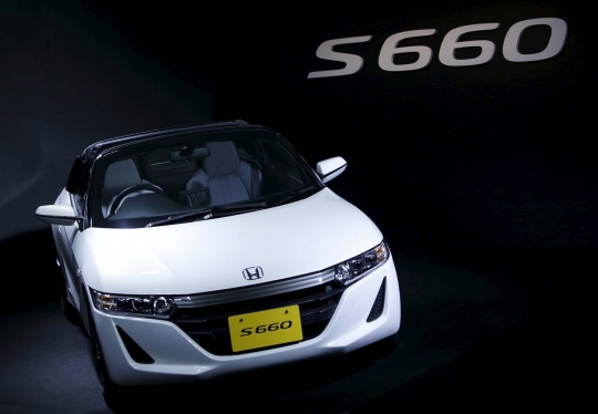 Kemewahan si mungil Honda S660